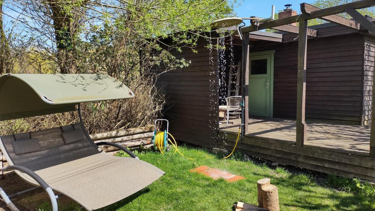Grosse Wohnung / Haushaelfte In Peetzig Am See Angermunde Extérieur photo