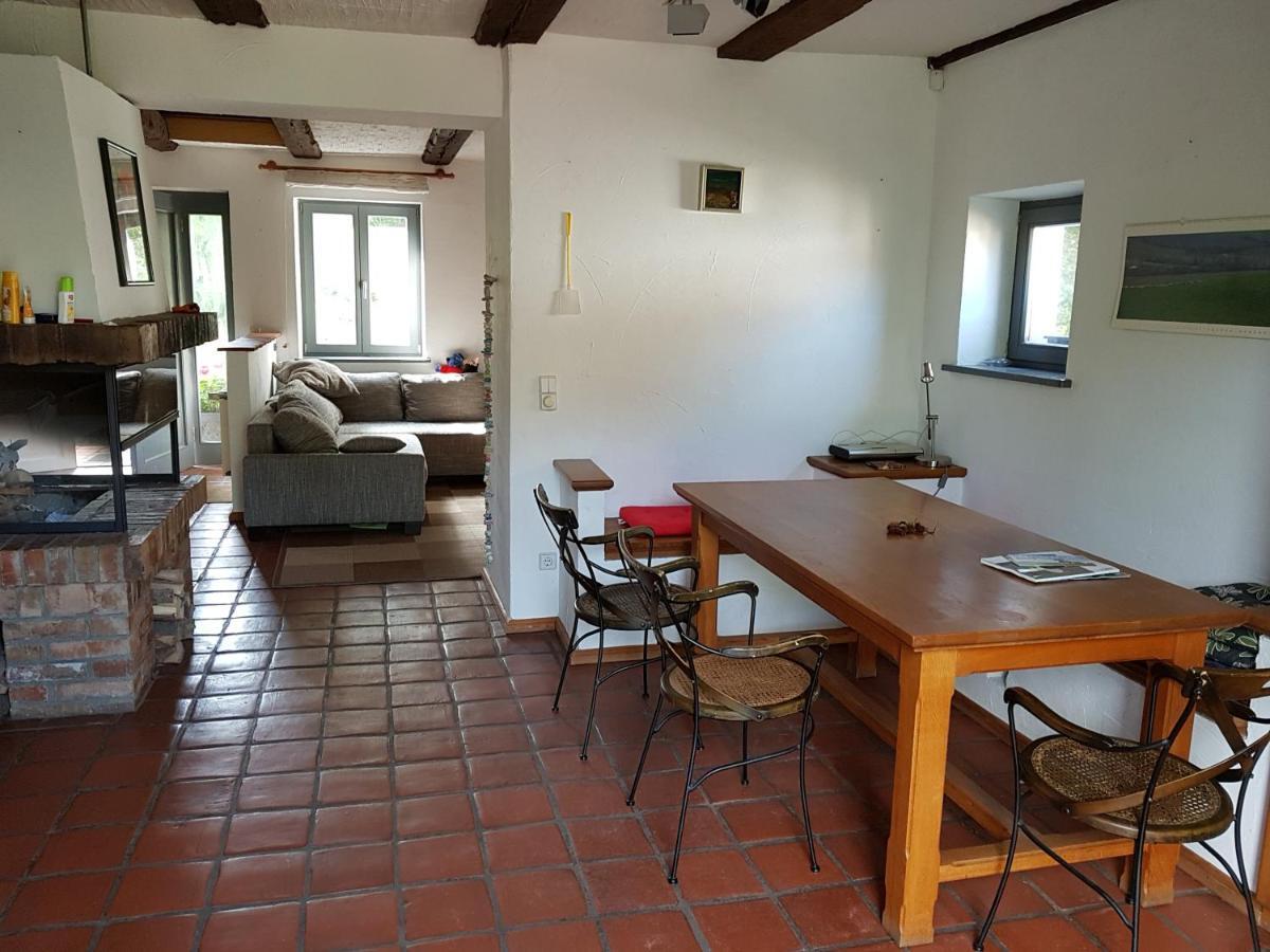 Grosse Wohnung / Haushaelfte In Peetzig Am See Angermunde Extérieur photo