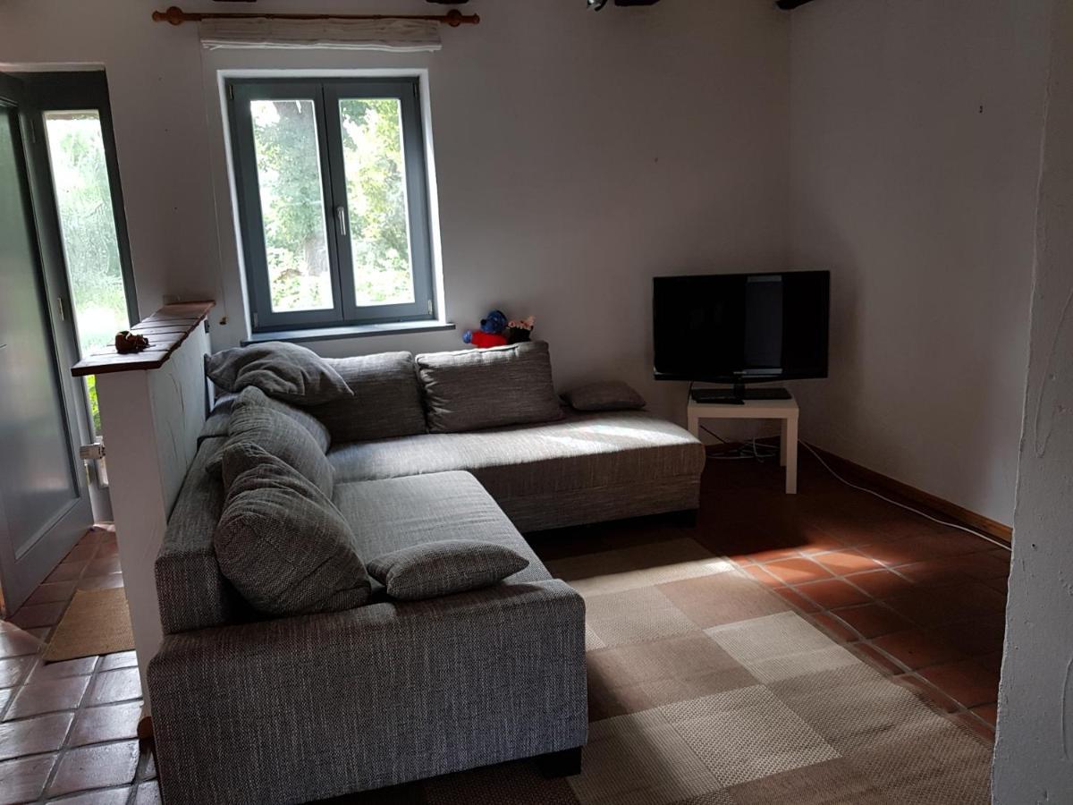 Grosse Wohnung / Haushaelfte In Peetzig Am See Angermunde Extérieur photo