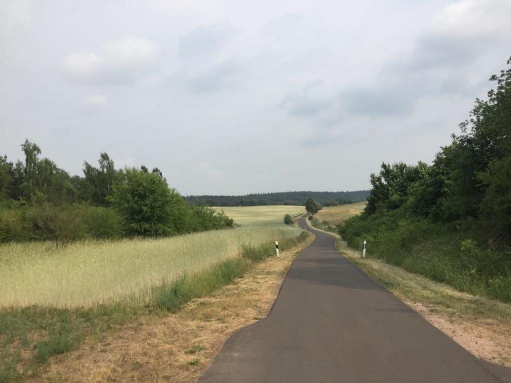 Grosse Wohnung / Haushaelfte In Peetzig Am See Angermunde Extérieur photo