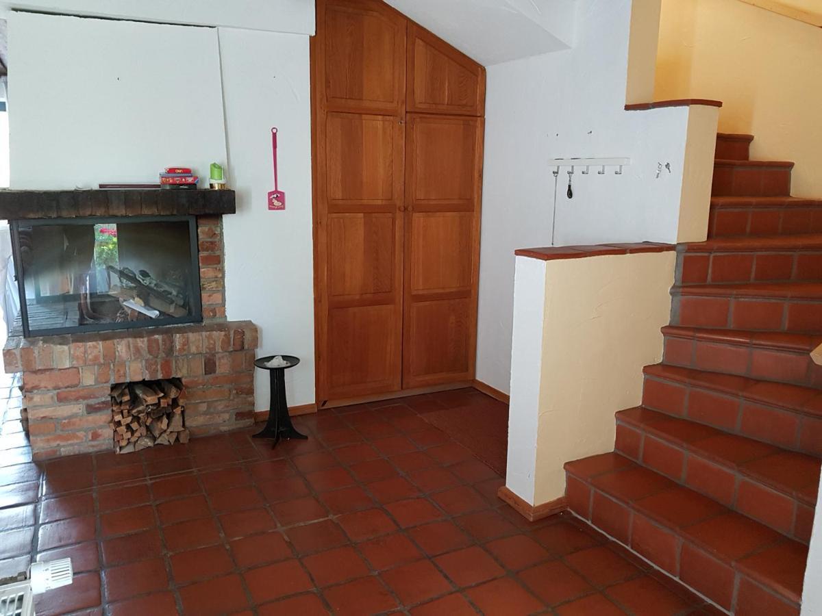 Grosse Wohnung / Haushaelfte In Peetzig Am See Angermunde Extérieur photo